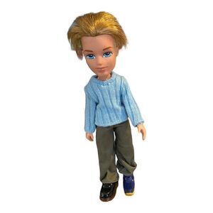 MGA Bratz Boyz Cameron 2003 Nu-Cool Doll Figure (Shoes Don’t Match)